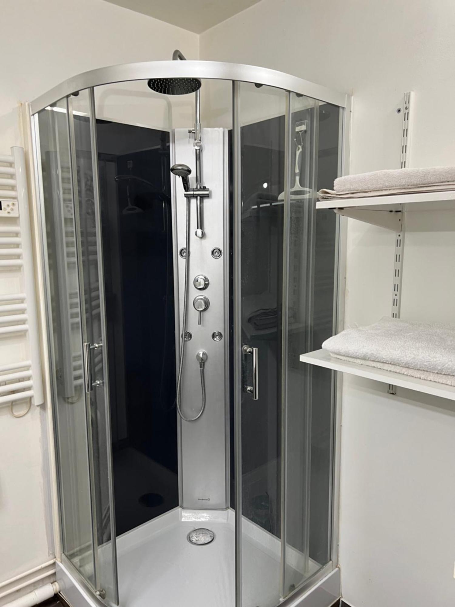 Appartement Zenith Stade Parc Expo Palais Des Sports, 2ch 4pers Parking Caen